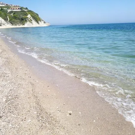 Sunny In Byala شقة